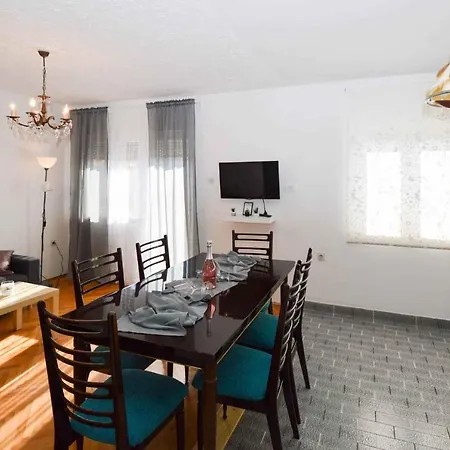 In - Istrien 9070 Apartamento *